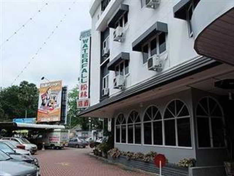 Waterfall Hotel George Town